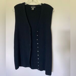 Black Button-Up Sleeveless Cardigan